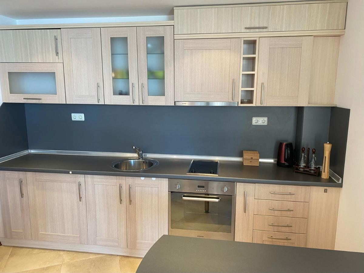 Port Balchik Apartment Экстерьер фото