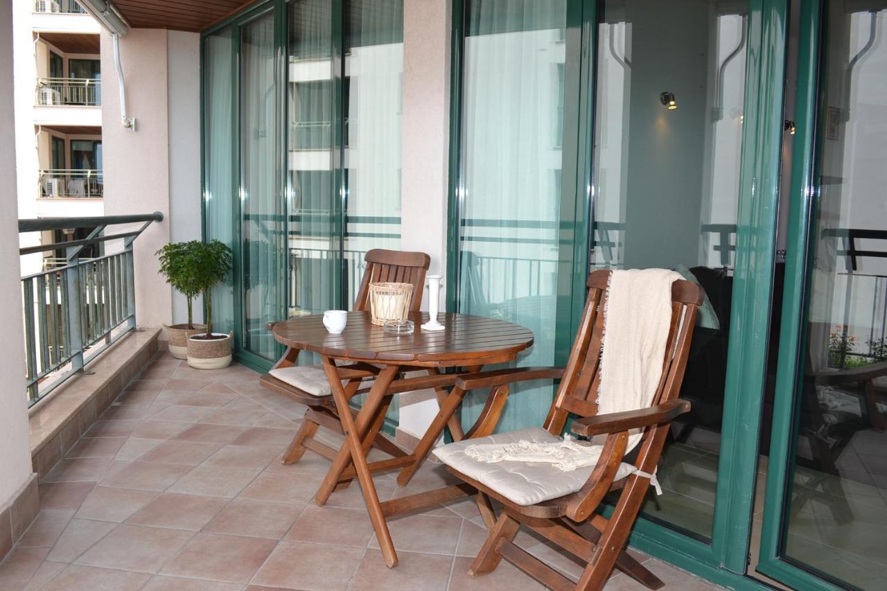 Port Balchik Apartment Экстерьер фото